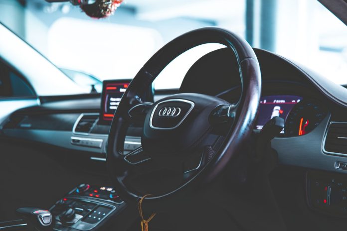 Регламент ТО Audi A8 D4 (2010-2017): реальні ціни на обслуговування 2026