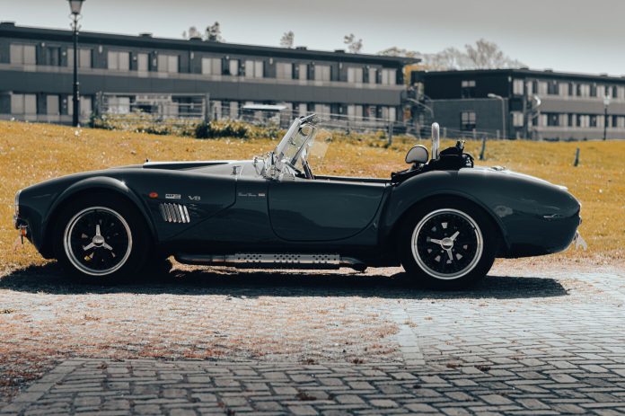 Shelby Cobra: як технаський ковбой створив найлютішого монстра в історії автоспорту