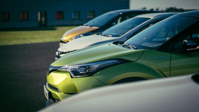 Volvo EX40: огляд електромобіля та що перевірити перед купівлею б/в в Україні
