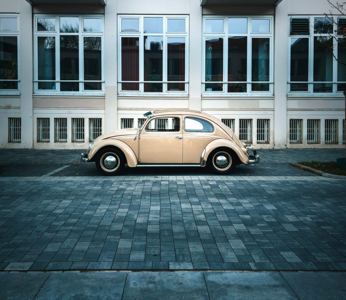 VW Beetle: історія Жука, який пережив Гітлера, війну і рух хіпі