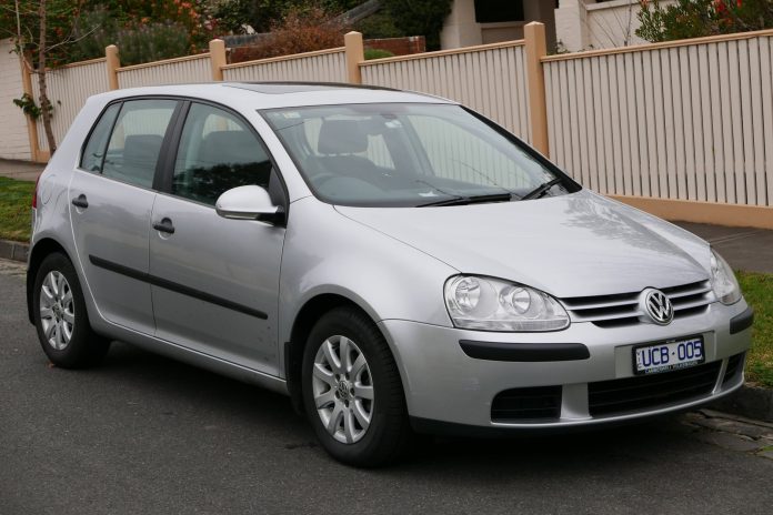 Чи варто брати VW Golf 5 б/у: усі болячки і чесний вердикт Volkswagen Golf 5 п'ятидверний