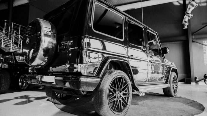 Mercedes G-Class: 45+ років Гелендвагена і ціни класики