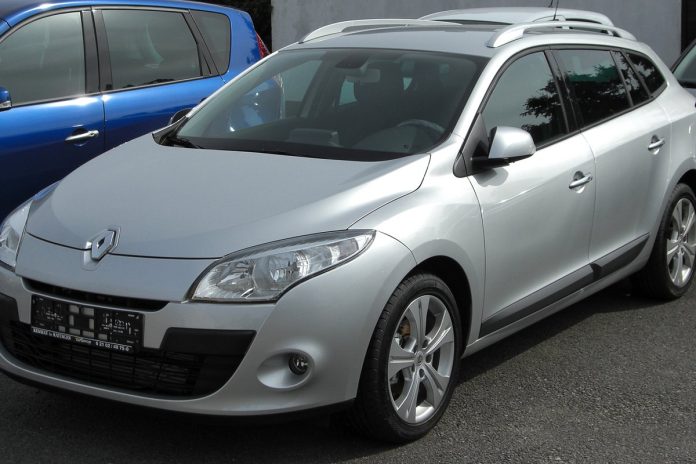 Тиск у шинах Renault Megane 3 (2008-2016): таблиця по типорозмірах, зима і повне завантаження Renault Megane 3 Grandtour