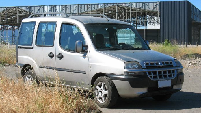 Fiat Doblo першого покоління з двигуном 1.9 JTD