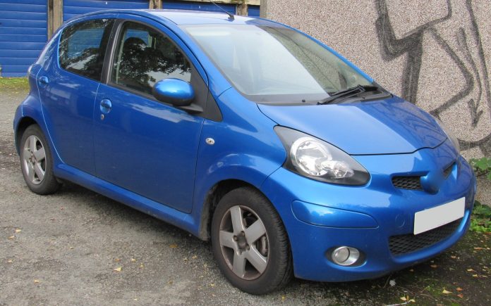 Двигун Toyota 1KR-FE 1.0 (Aygo, Yaris, C1, 107): характеристики, клапани, олива, проблеми Toyota Aygo 1.0 першого покоління з двигуном 1KR-FE