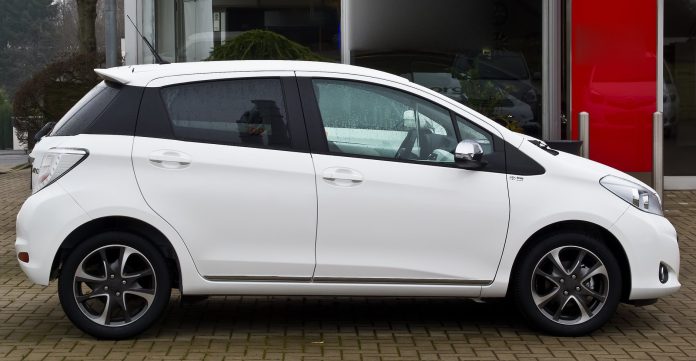 Двигун Toyota 1NR-FE 1.33 (Yaris, Auris, Corolla): характеристики, ланцюг ГРМ, олива, проблеми Toyota Yaris 1.33 Dual VVT-i XP130 з двигуном 1NR-FE
