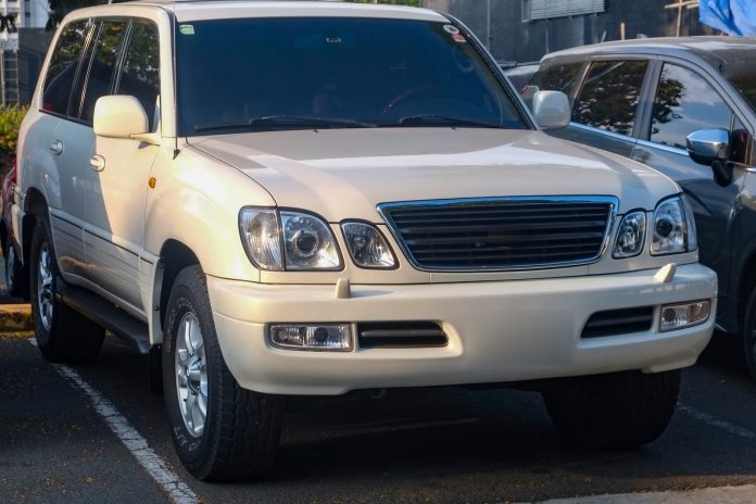 Двигун Toyota 2UZ-FE 4.7 V8 (Land Cruiser 100, LX470, Tundra): ремінь ГРМ, VVT-i, олива, проблеми Lexus LX470 з двигуном 2UZ-FE