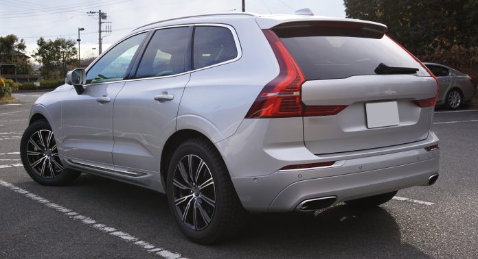 Volvo XC60 T5 AWD другого покоління з двигуном Drive-E
