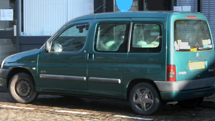 Двигун DW8 1.9 D (WJZ, WJY) на Berlingo і Partner: характеристики, ГРМ, проблеми Citroen Berlingo першого покоління з двигуном 1.9 D (DW8)